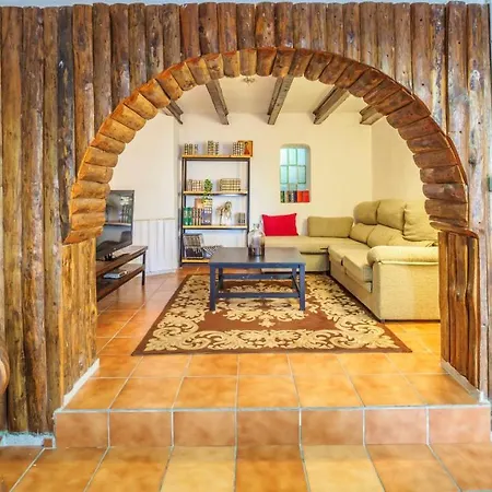 Spacious House In Trabal *