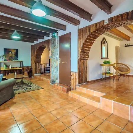 Spacious House In Trabal *