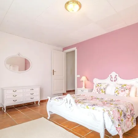 Spacious House In Trabal * Can Trabal