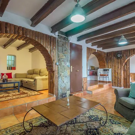 Spacious House In Trabal Dom wakacyjny Can Trabal