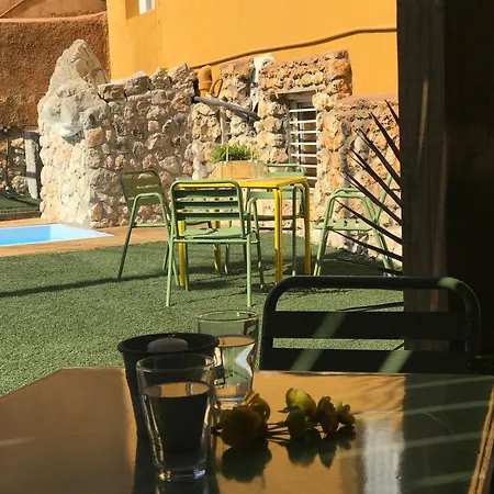 펜션 Spacious House In Trabal *