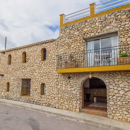 Spacious House In Trabal